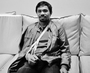 manny-pacquiao-shoulder