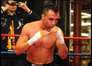 paulie-malignaggi-shadow-boxes-onnbsp10-9-in-bro-1144