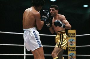 ©lapresse archivio storico sport pugilato anni '80 Patrizio Oliva nella foto: il pugile Patrizio Oliva contro Sacco